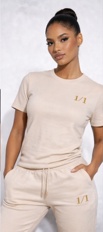 1/1 T-Shirt — Ain’t No Other